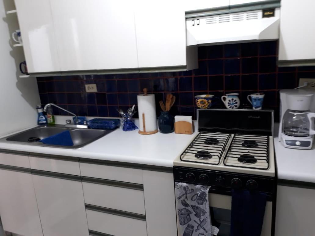 恩塞纳达港Blue House别墅 外观 照片